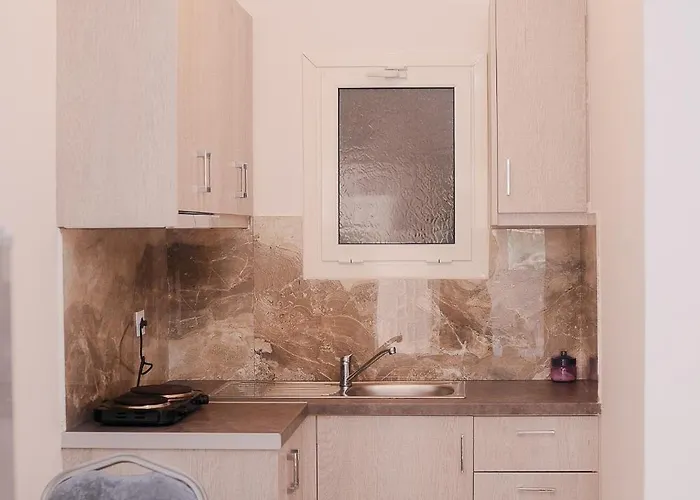 Rusha Family Apartment Qeparo