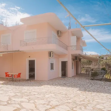 Rusha Family Apartmán Qëparo