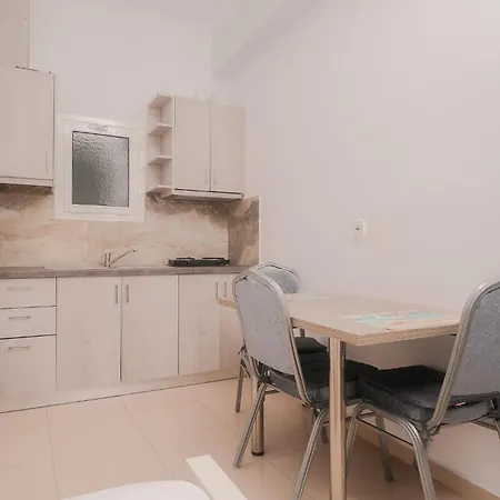 Rusha Family Apartment