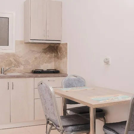 Apartment Rusha Family *