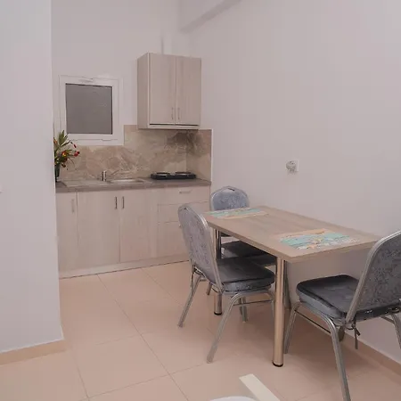 Apartment Rusha Family