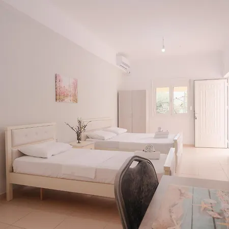 Rusha Family Apartment Qeparo