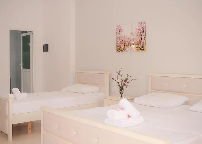 Rusha Family Qëparo