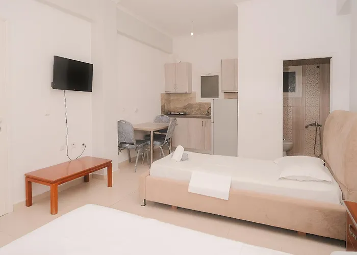 Rusha Family Qëparo